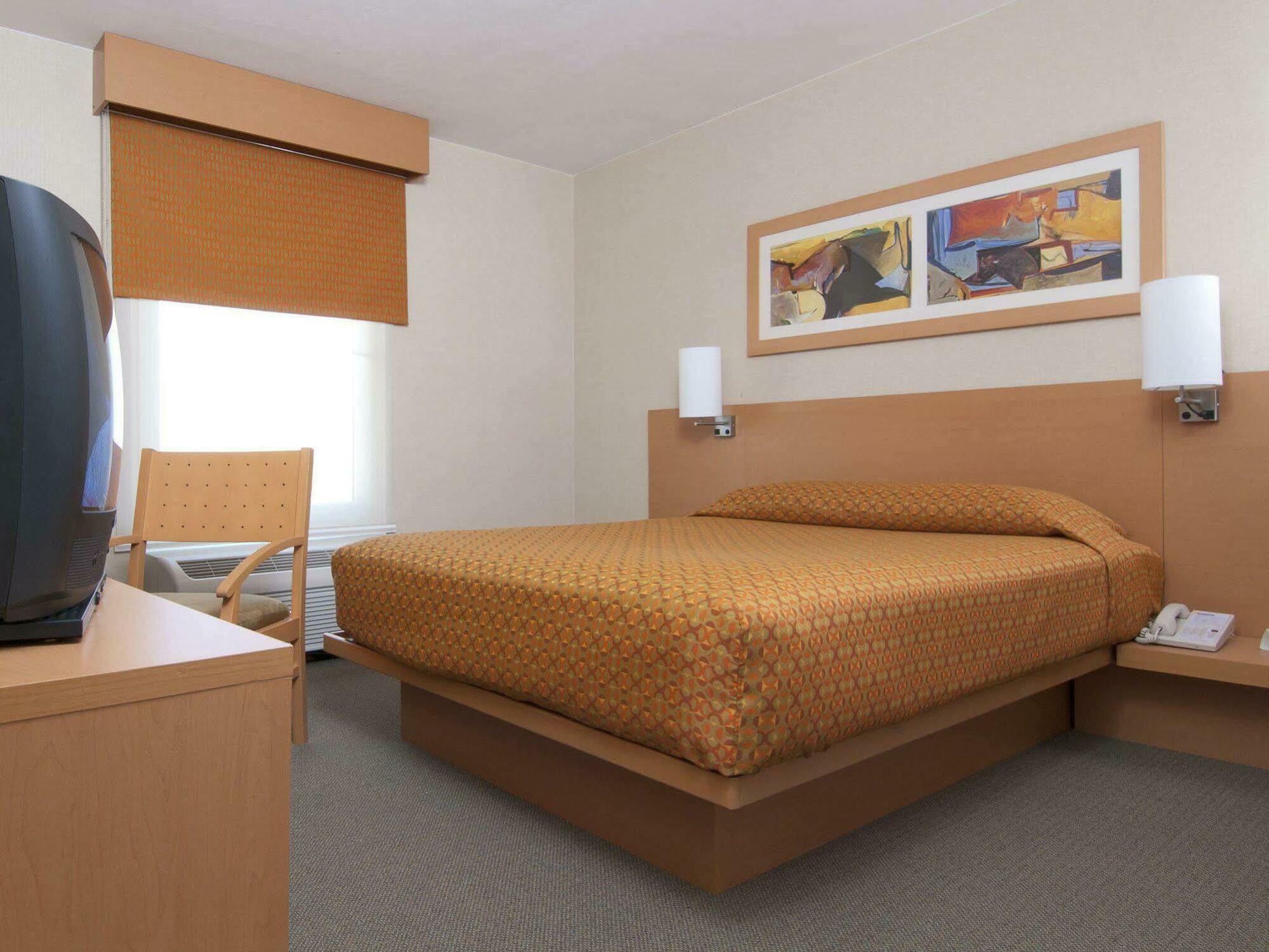City Express By Marriott Hermosillo Bagian luar foto